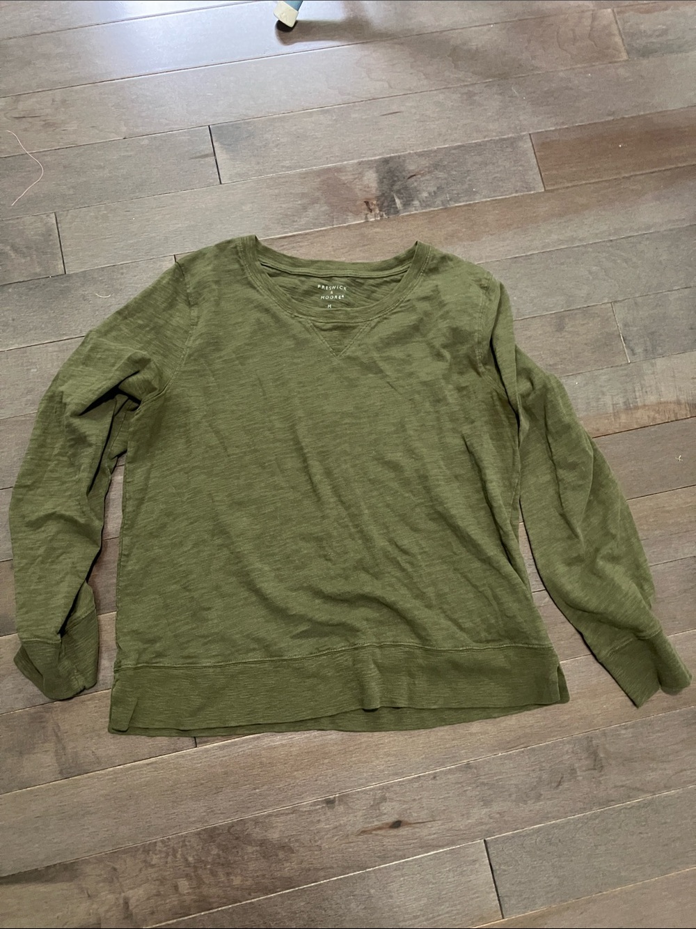 Preswick & Moore Olive Green Lightweight V-Neck Sweatshirt